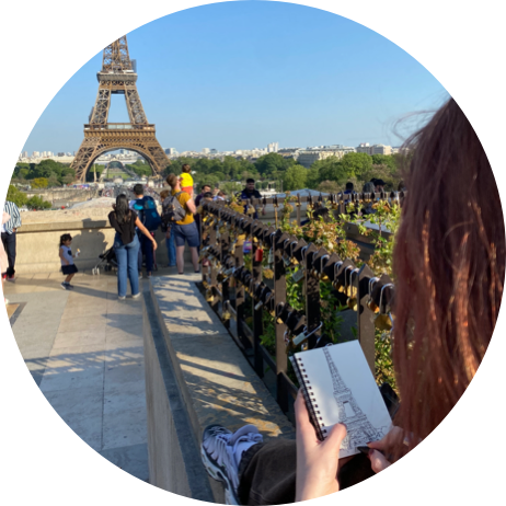 Photo of developer sketching the eiffel tower.